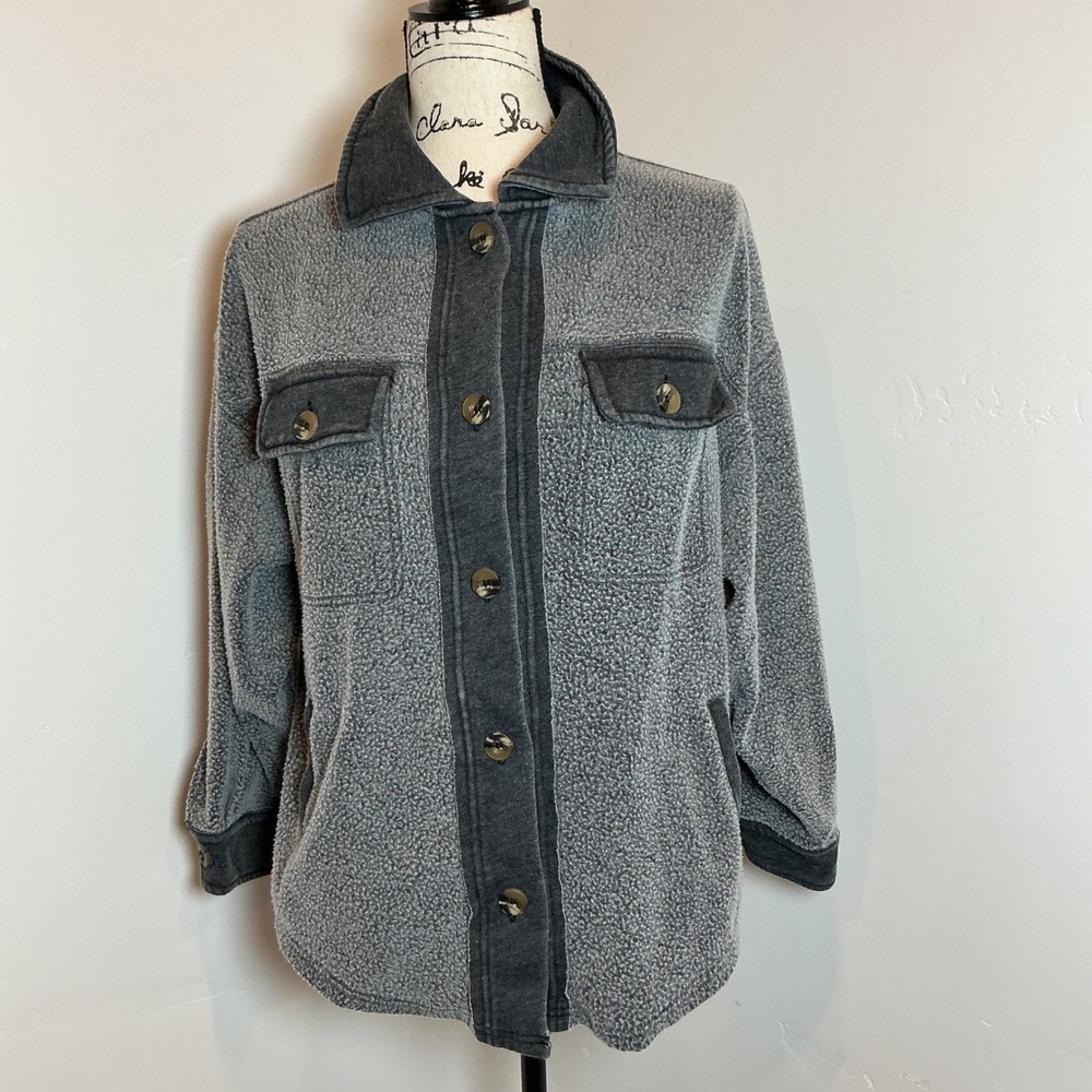 BKE Women's Grey Fleece Shacket Shirt Jacket Button Front Casual Size XS